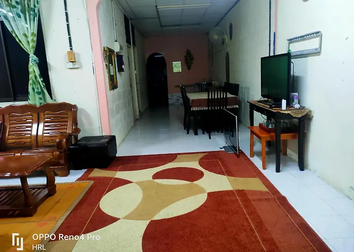 Hrl Homestay Kangar